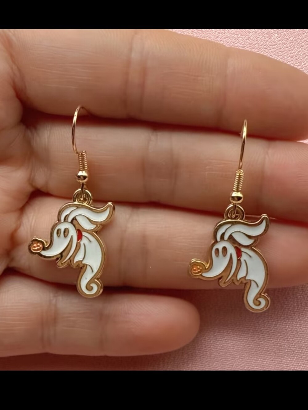2/10🍀 Zero Earrings